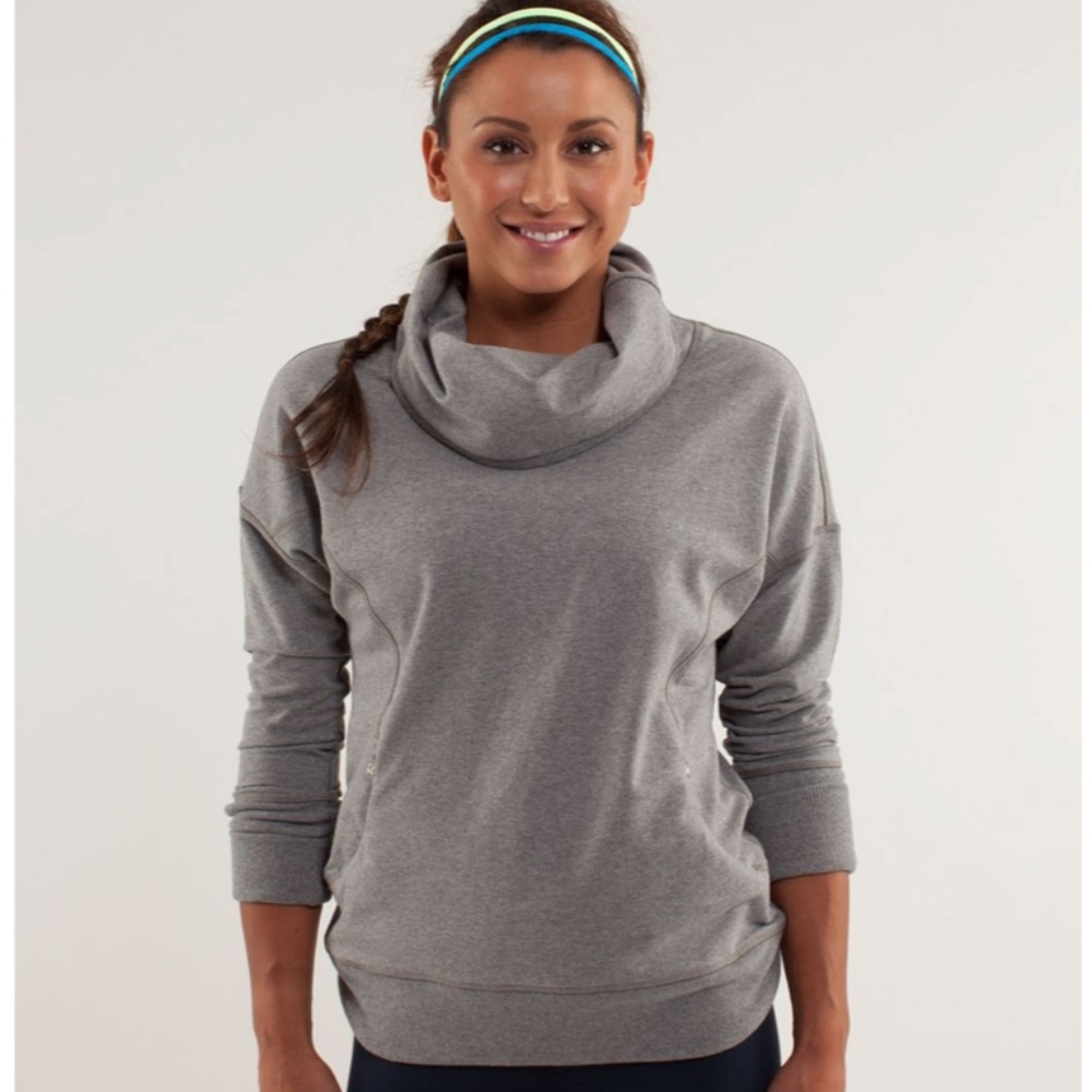 Lululemon Rest Day Pullover Size 8